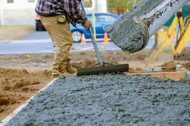 Best Custom Concrete Contractor  in Shelby, OH